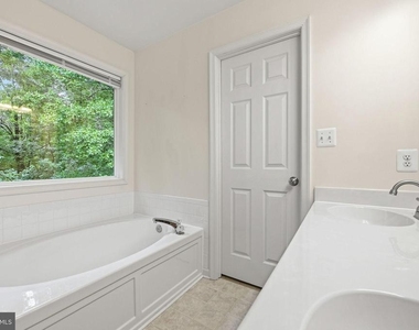 345 Chippewa Lane - Photo Thumbnail 28