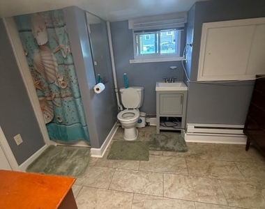 114 Wise Avenue - Photo Thumbnail 3