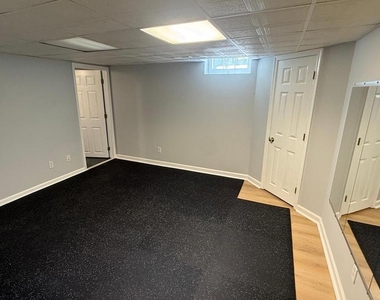 435 Main Street - Photo Thumbnail 25