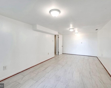 7022 Deerfield Road - Photo Thumbnail 24