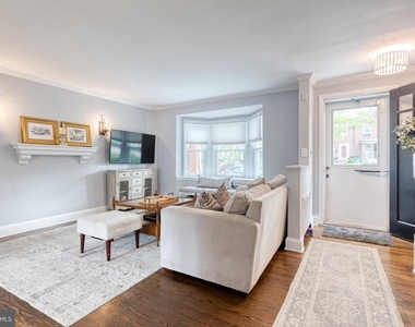 417 Regester Avenue - Photo Thumbnail 7