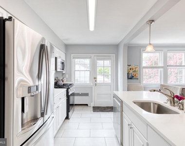 417 Regester Avenue - Photo Thumbnail 18