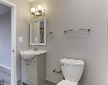 400 Highland Avenue - Photo Thumbnail 12