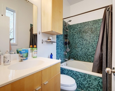 616 W 35th St - Photo Thumbnail 16