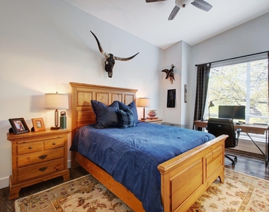 616 W 35th St - Photo Thumbnail 20