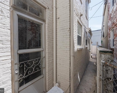 3031 Elliott Street - Photo Thumbnail 37