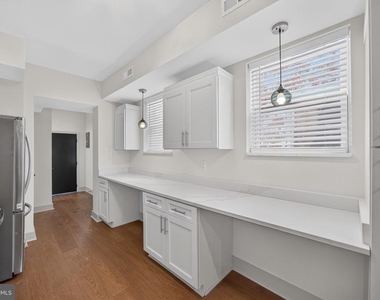 3031 Elliott Street - Photo Thumbnail 14