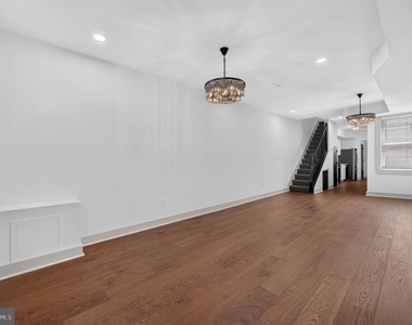 3031 Elliott Street - Photo Thumbnail 4
