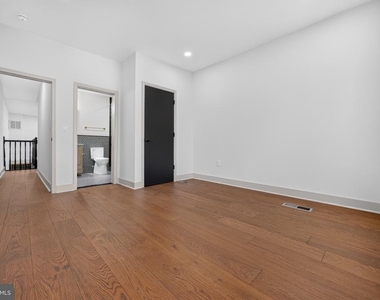 3031 Elliott Street - Photo Thumbnail 25