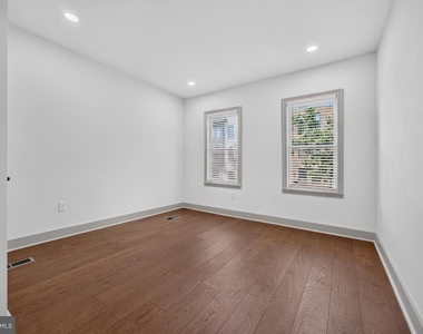 3031 Elliott Street - Photo Thumbnail 24