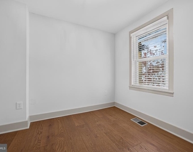 3031 Elliott Street - Photo Thumbnail 33
