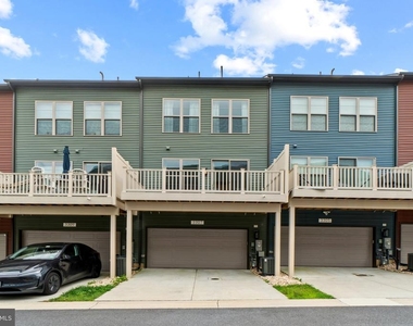 3307 Streamlet Ln - Photo Thumbnail 22