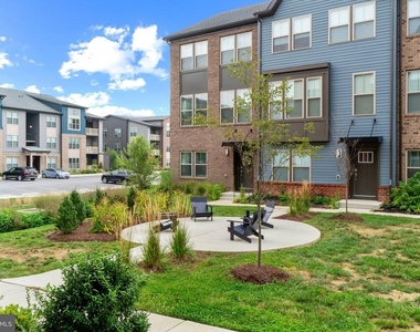 3307 Streamlet Ln - Photo Thumbnail 2