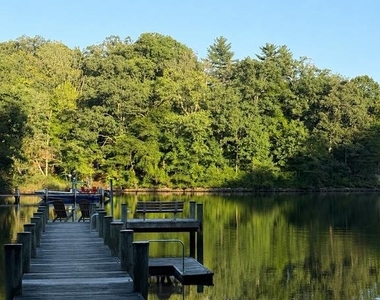 2702 Summerview Way - Photo Thumbnail 16