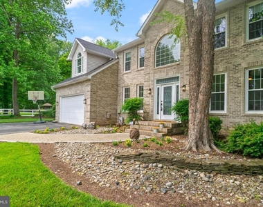 1800 Greer Court - Photo Thumbnail 17