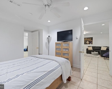 1800 Greer Court - Photo Thumbnail 8