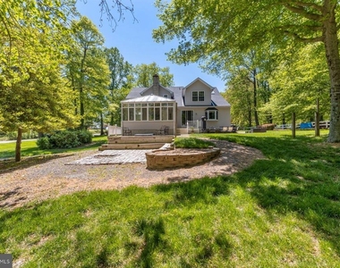 1800 Greer Court - Photo Thumbnail 12
