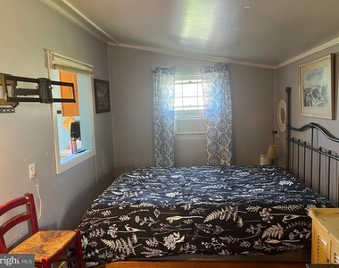 1204 Chesapeake Drive - Photo Thumbnail 10