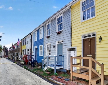 35 Pinkney Street - Photo Thumbnail 3