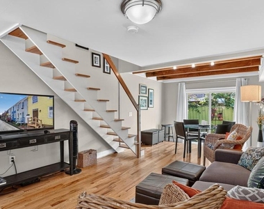 35 Pinkney Street - Photo Thumbnail 11