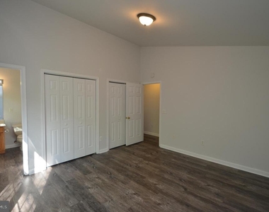 1161 Gwynne Avenue - Photo Thumbnail 16