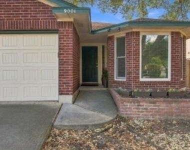 9001 Anna St - Photo Thumbnail 3