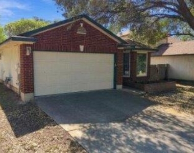 9001 Anna St - Photo Thumbnail 2
