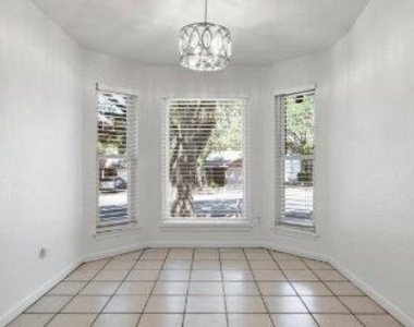 9001 Anna St - Photo Thumbnail 6