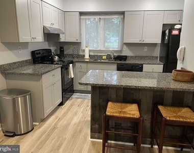 39633 Round Robin Way - Photo Thumbnail 4
