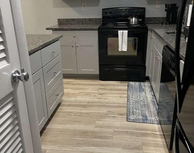 39633 Round Robin Way - Photo Thumbnail 7