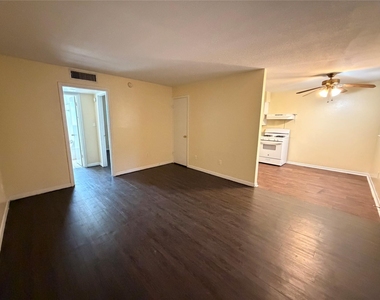 3106 Duval St - Photo Thumbnail 1