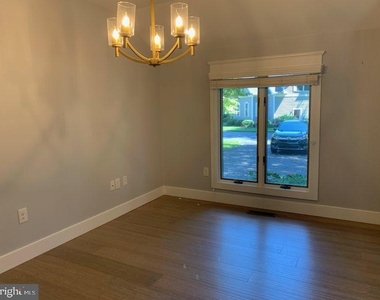 29580 Turnberry Drive - Photo Thumbnail 9