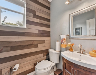 3219 Ash Glen Ln - Photo Thumbnail 14