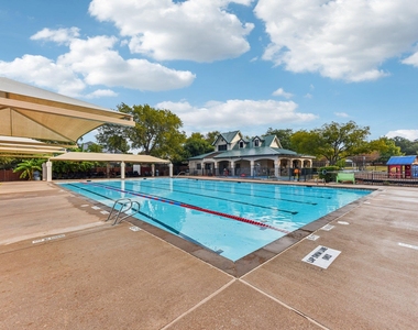 3219 Ash Glen Ln - Photo Thumbnail 33
