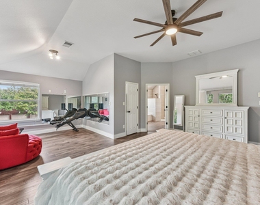 3219 Ash Glen Ln - Photo Thumbnail 16