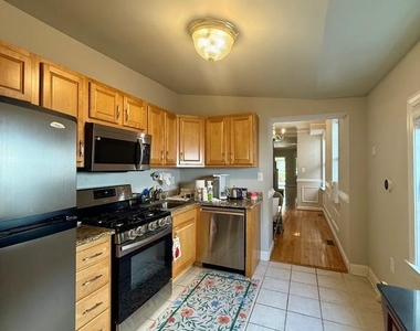 1810 N Union Street - Photo Thumbnail 9