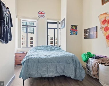 833 N Market Street - Photo Thumbnail 10