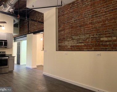 833 N Market Street - Photo Thumbnail 1