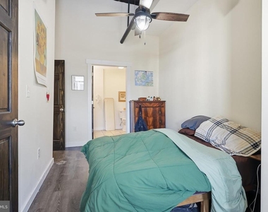833 N Market Street - Photo Thumbnail 7