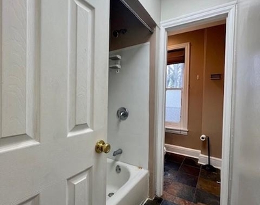 1401 Gilpin Avenue - Photo Thumbnail 14