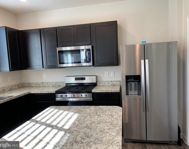 225 Fellowship Drive - Photo Thumbnail 9