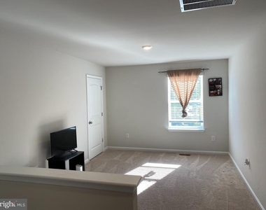 225 Fellowship Drive - Photo Thumbnail 11