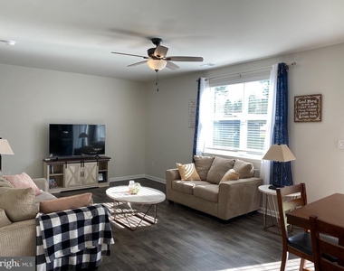 225 Fellowship Drive - Photo Thumbnail 5