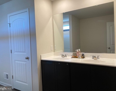 225 Fellowship Drive - Photo Thumbnail 21