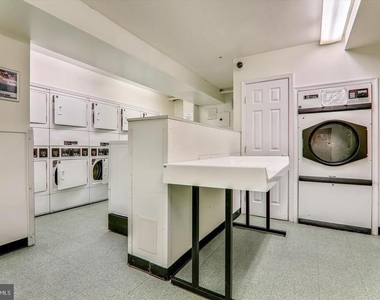 4000 Tunlaw Road Nw - Photo Thumbnail 28
