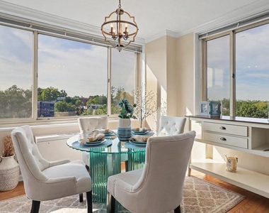 4000 Tunlaw Road Nw - Photo Thumbnail 6
