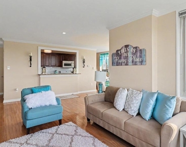 4000 Tunlaw Road Nw - Photo Thumbnail 4