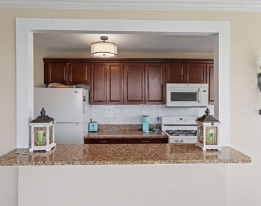 4000 Tunlaw Road Nw - Photo Thumbnail 9