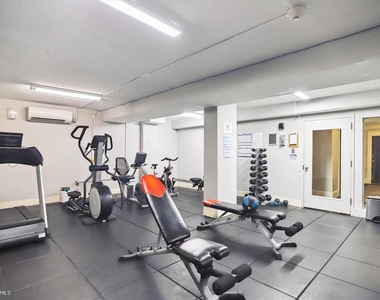 4000 Tunlaw Road Nw - Photo Thumbnail 25