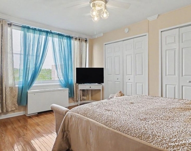 4000 Tunlaw Road Nw - Photo Thumbnail 13